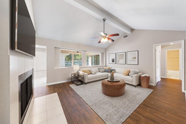 3042 Pecan Point Drive, Sugar Land, TX 77478
