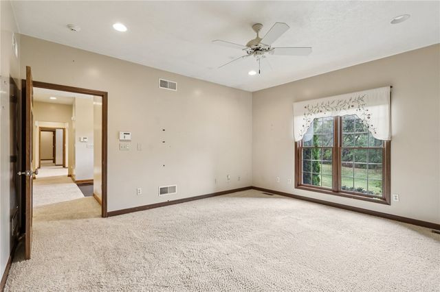 2210 SKYHILL ROAD, Mahoning Twp, PA 16116