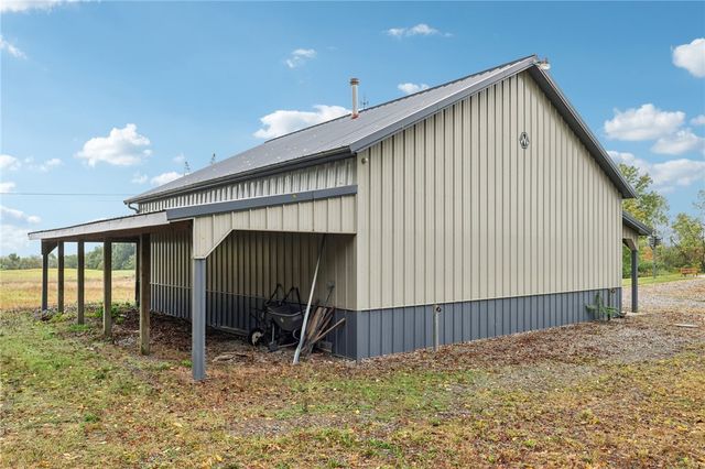 2210 SKYHILL ROAD, Mahoning Twp, PA 16116