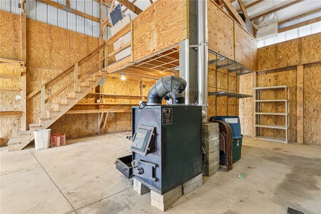 2210 SKYHILL ROAD, Mahoning Twp, PA 16116