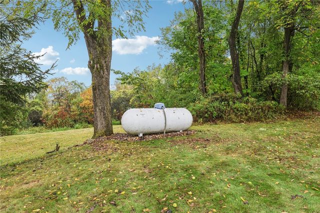 2210 SKYHILL ROAD, Mahoning Twp, PA 16116