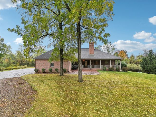 2210 SKYHILL ROAD, Mahoning Twp, PA 16116