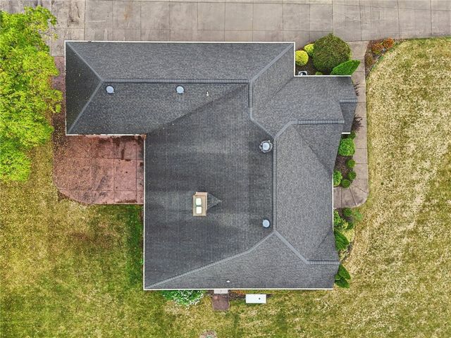 2210 SKYHILL ROAD, Mahoning Twp, PA 16116