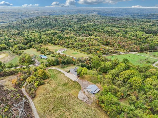 2210 SKYHILL ROAD, Mahoning Twp, PA 16116