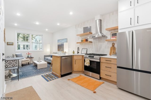 111 Clarke Ave, Jersey City, NJ 07304