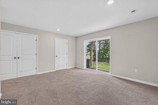 139 ESSEX DR, Sicklerville, NJ 08081