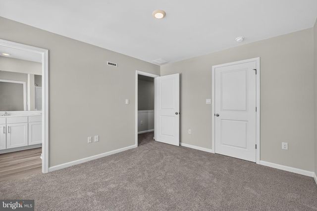 139 ESSEX DR, Sicklerville, NJ 08081