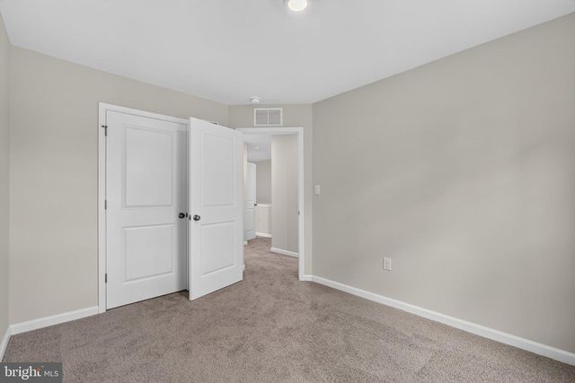 139 ESSEX DR, Sicklerville, NJ 08081