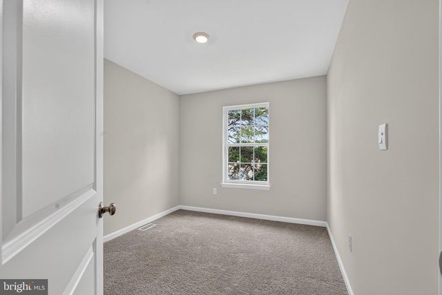 139 ESSEX DR, Sicklerville, NJ 08081