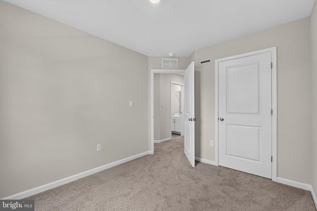 139 ESSEX DR, Sicklerville, NJ 08081