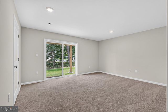 139 ESSEX DR, Sicklerville, NJ 08081