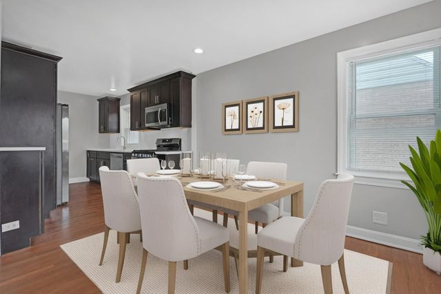 343 Frederick Avenue, Bellwood, IL 60104