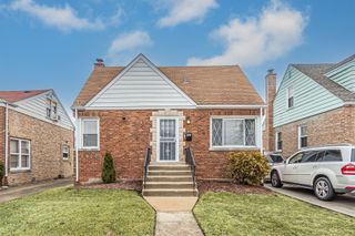343 Frederick Avenue, Bellwood, IL 60104