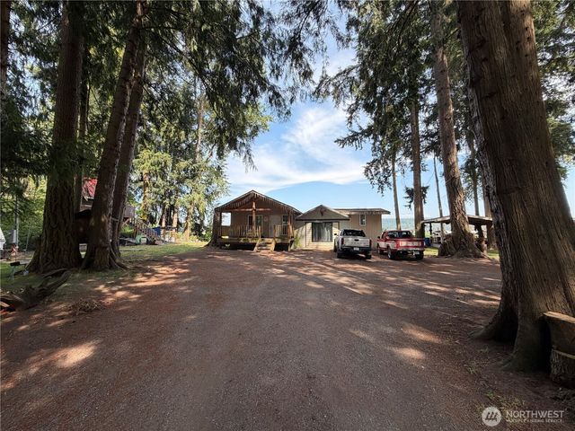 41725 40th Avenue Ct S, Roy, WA 98580