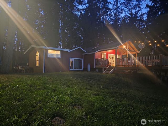41725 40th Avenue Ct S, Roy, WA 98580