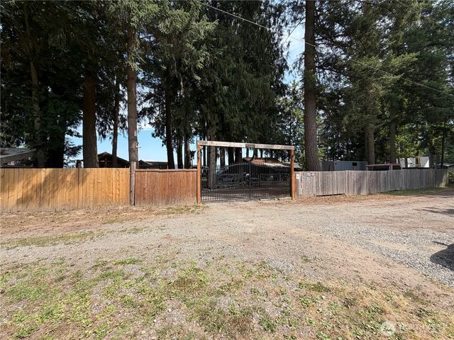 41725 40th Avenue Ct S, Roy, WA 98580