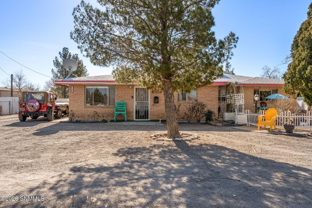 218 Highway 228, Mesquite, NM 88048