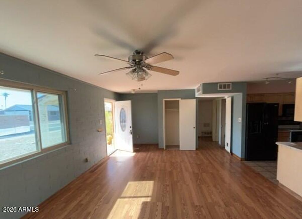 11829 N CHERRY HILLS Drive E, Sun City, AZ 85351 — photo 2