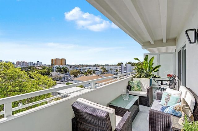 3212 NE 12th Street 502, Pompano Beach, FL 33062