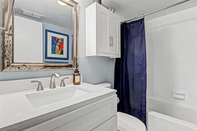 3212 NE 12th Street 502, Pompano Beach, FL 33062