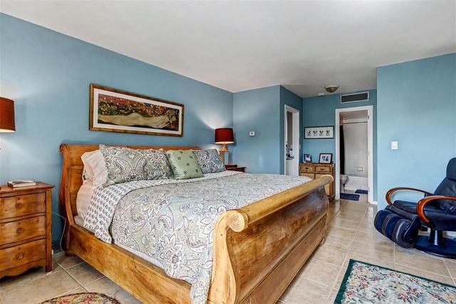 3212 NE 12th Street 502, Pompano Beach, FL 33062