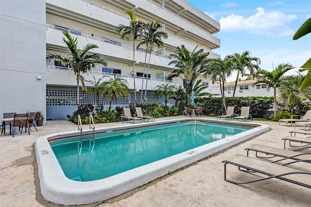 3212 NE 12th Street 502, Pompano Beach, FL 33062
