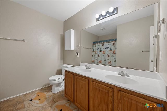 17813 Floribundas Lane, Elgin, TX 78621