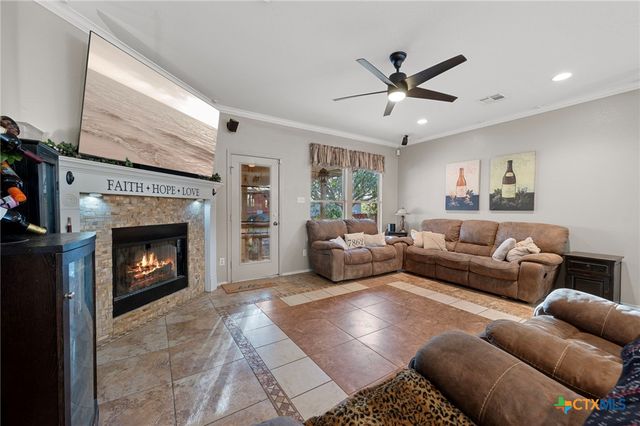 17813 Floribundas Lane, Elgin, TX 78621