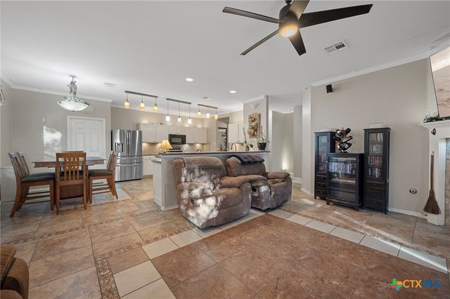 17813 Floribundas Lane, Elgin, TX 78621