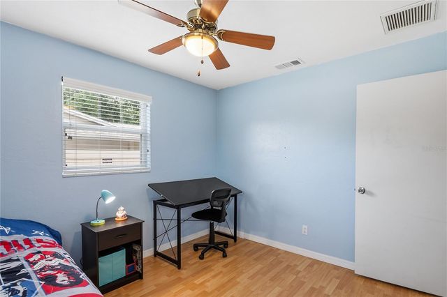 970 8TH AVENUE NE, Largo, FL 33770