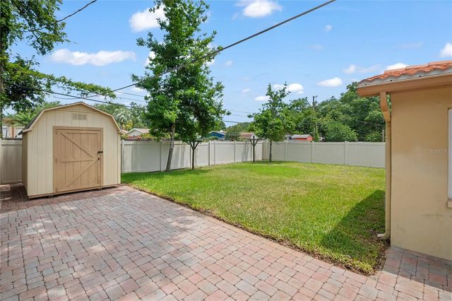 970 8TH AVENUE NE, Largo, FL 33770
