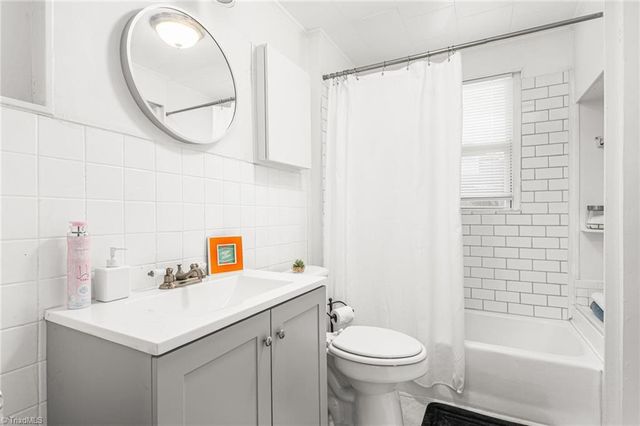 1830 E Sprague Street, Winston-salem, NC 27107