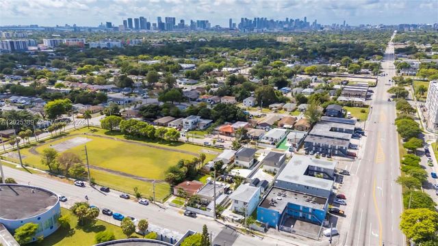 1180 NW 67th St 2, Miami, FL 33150