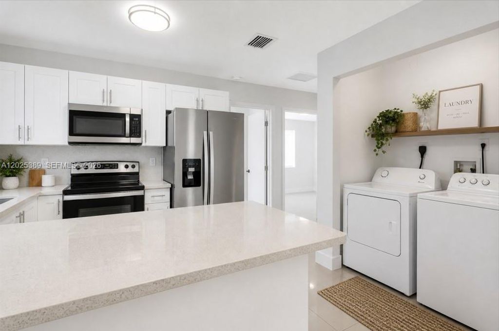 1180 NW 67th St 2, Miami, FL 33150