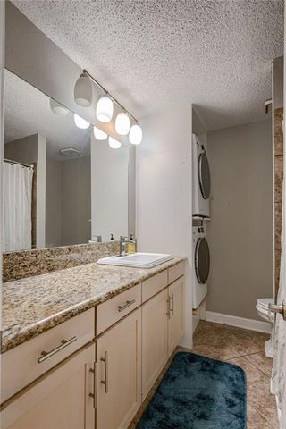 4727 Jarboe Street 53, Kansas City, MO 64112