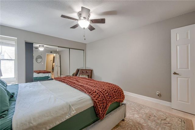 4727 Jarboe Street 53, Kansas City, MO 64112