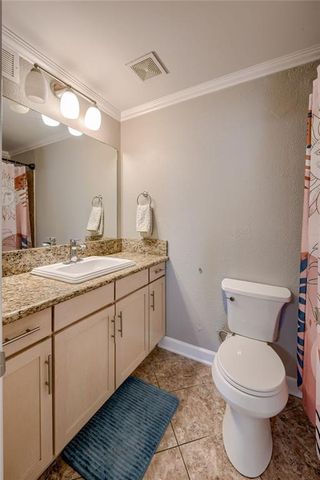 4727 Jarboe Street 53, Kansas City, MO 64112