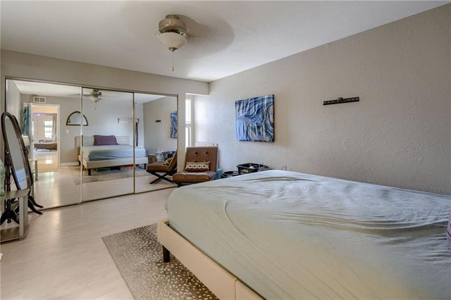 4727 Jarboe Street 53, Kansas City, MO 64112