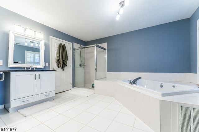 5 Hidden Valley Rd, Andover Twp., NJ 07860