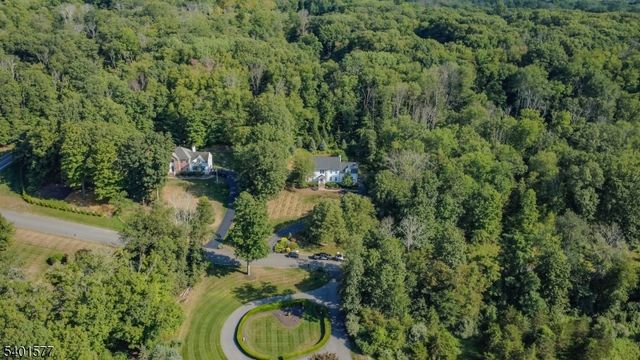 5 Hidden Valley Rd, Andover Twp., NJ 07860