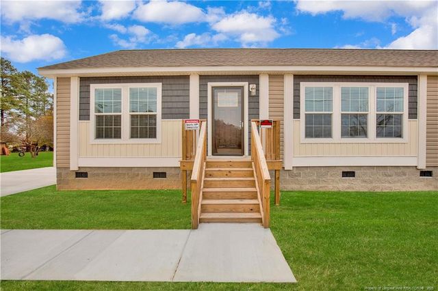 1600 Piney Grove Road, Lumberton, NC 28360