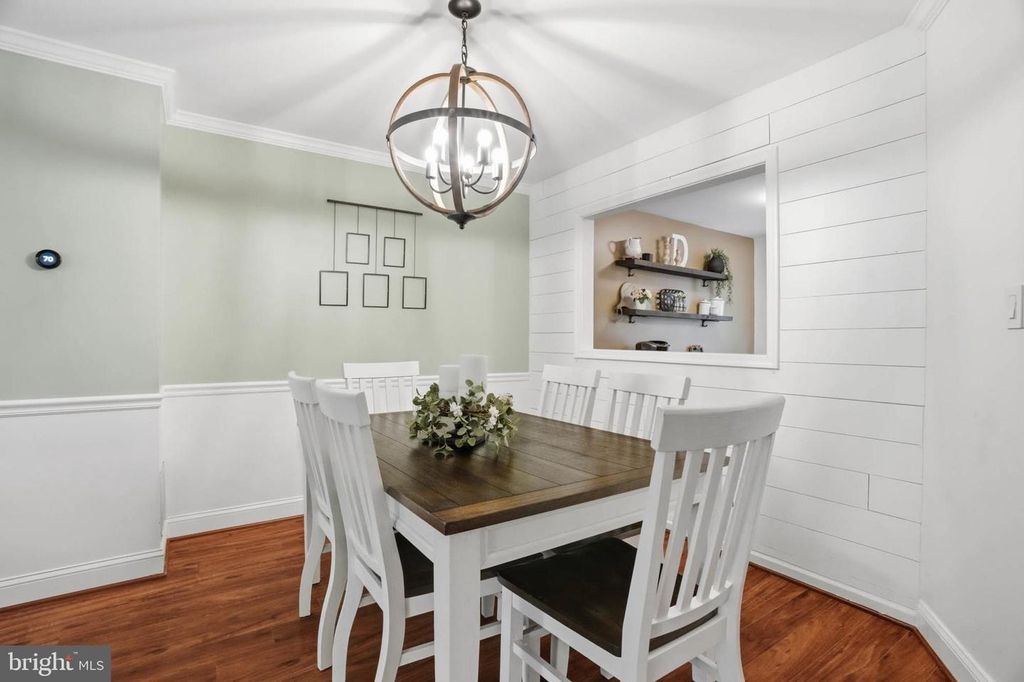 Image 6 of property listing at 9673 HORSHAM DR NW, Laurel, MD 20723