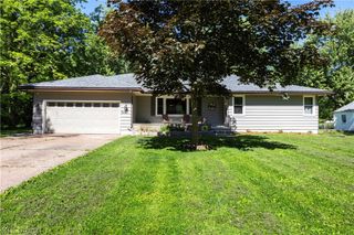 1908 Wallace Lane, Lorain, OH 44053