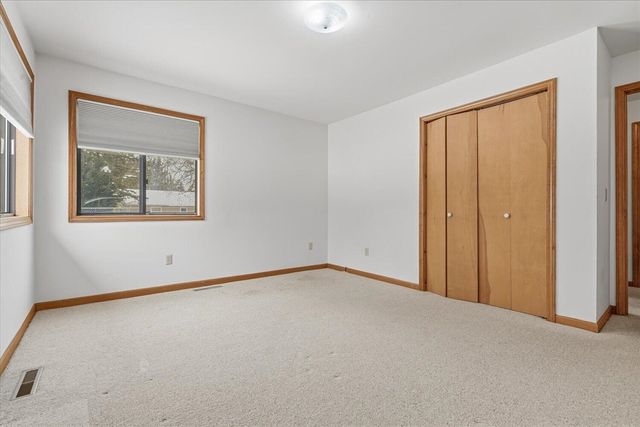 5052 Green Meadow Road, Kalamazoo, MI 49009