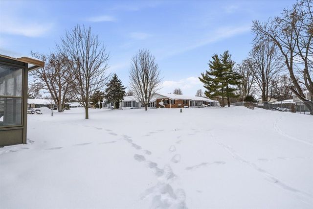 5052 Green Meadow Road, Kalamazoo, MI 49009