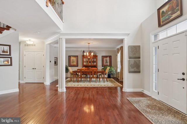 1 CRANBURY HILL CT, Mount Laurel, NJ 08054