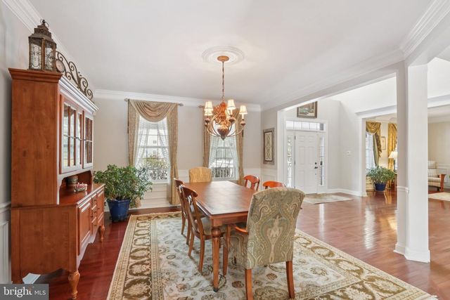 1 CRANBURY HILL CT, Mount Laurel, NJ 08054