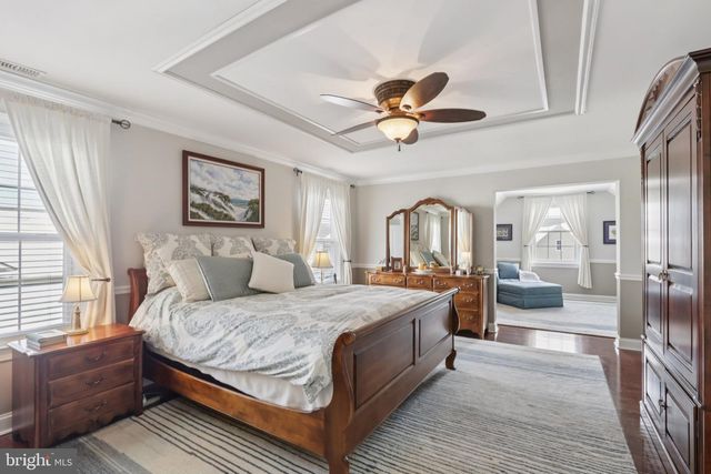 1 CRANBURY HILL CT, Mount Laurel, NJ 08054