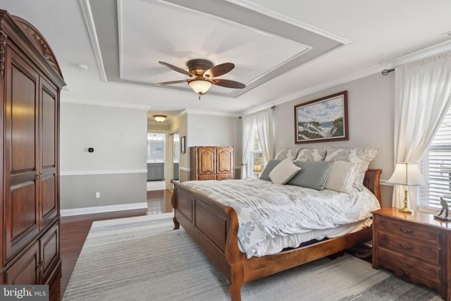 1 CRANBURY HILL CT, Mount Laurel, NJ 08054