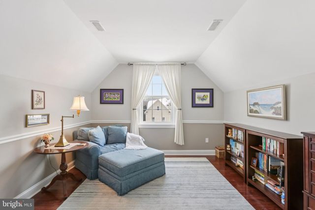 1 CRANBURY HILL CT, Mount Laurel, NJ 08054